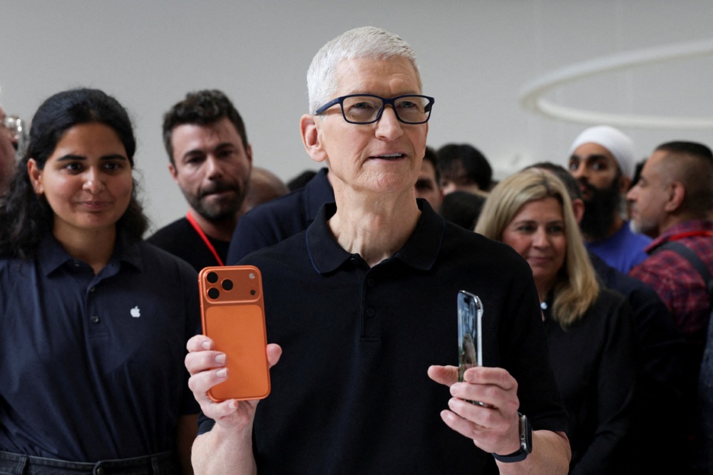 Image from: 爱嫌又爱买 iPhone 17中国预售平台瘫痪!