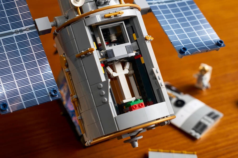 LEGO Hubble Space Telescope set