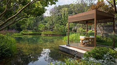 Image from: Banyan Tree’s new luxury mountainside resort in China has hot spring pools and a bamboo forest trail