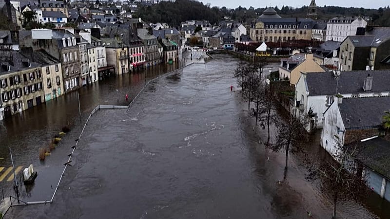 Storm Ingrid causes flooding in parts of western France