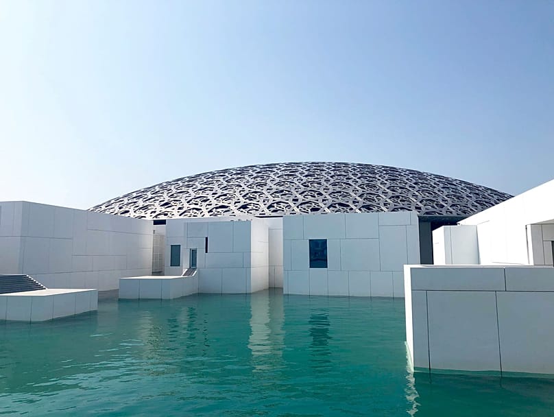 You can stay in Abu Dhabi for up to two nights free, giving you plenty of time to explore attractions like the Louvre Abu Dhabi