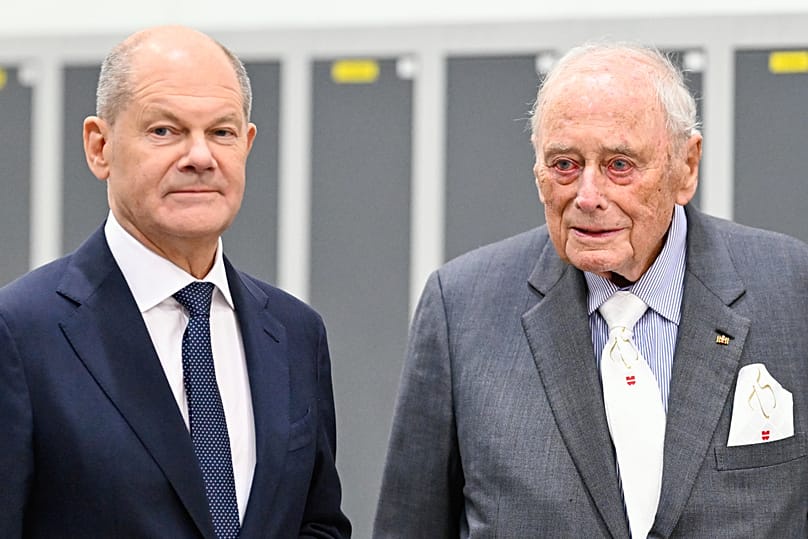 German Chancellor Olaf Scholz and Reinhold Würth in Kuenzelsau, 1 October, 2024