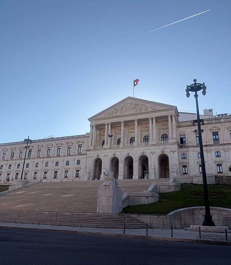 Plenary sessions in the Assembly of the Republic are open to the public