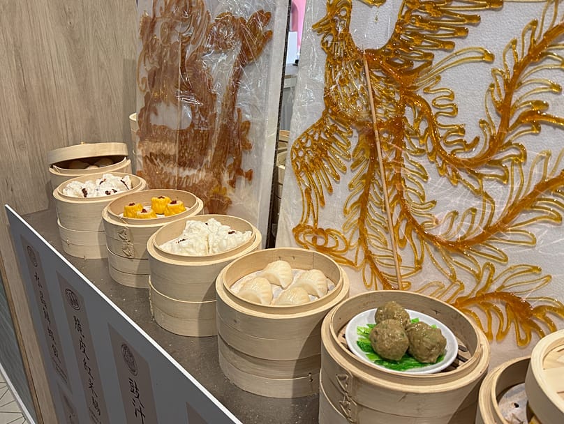 Visual examples of Macau's gastronomy