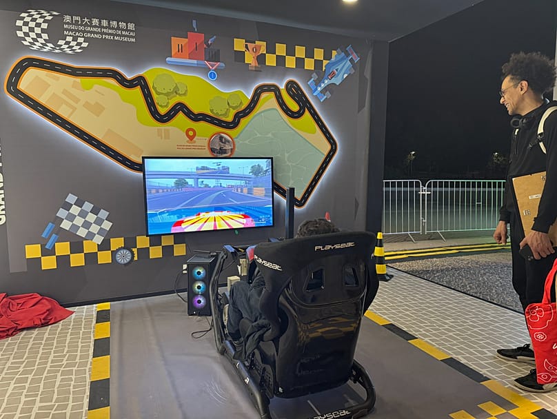 Macau Circuit Simulator.