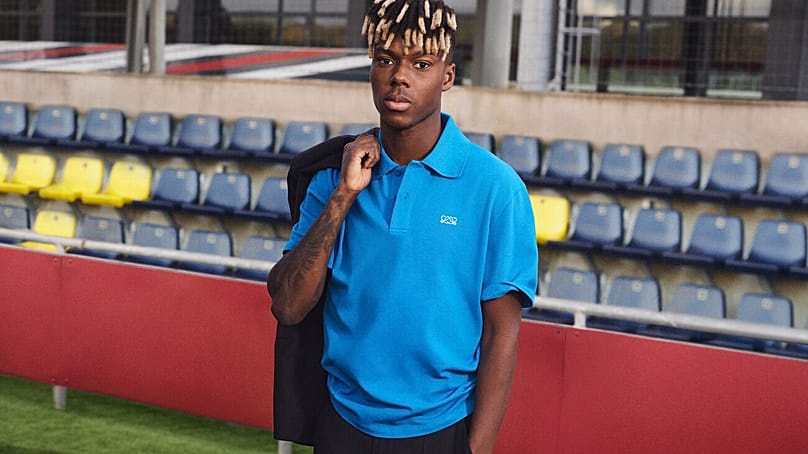 Nico Williams at the Ciudad del Fútbol in Las Rozas wearing one of the looks designed by Loewe for La Roja in 2026.