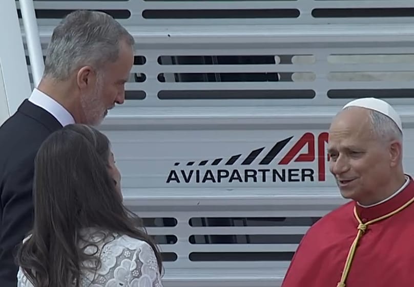 King Felipe VI and Queen Letizia welcome Pope Leo XIV at the airport, Madrid, 6 June, 2026.