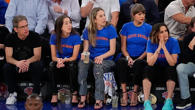 Ben Stiller, Alana Haim, Este Haim, Taylor Swift and Mariska Hargitay watch Game 4 of the NBA Finals between the San Antonio Spurs and the New York Knicks, 10 June, New York.