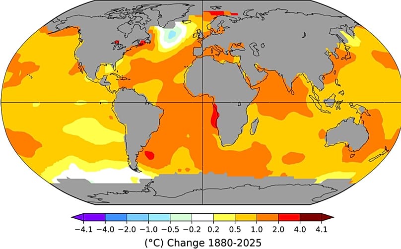 Linear trend in sea surface temperature (°C) from 1880 to 2025
