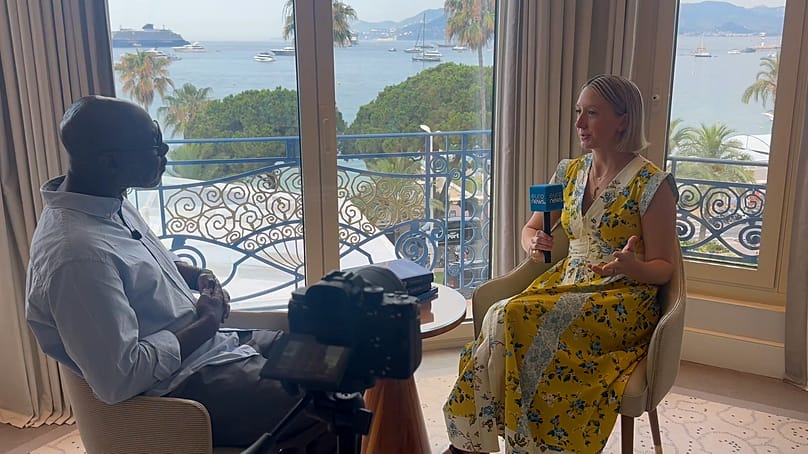 McKinsey Senior Partner Kelsey Robinson chatting to Euronews Culture's Tokunbo Salako at Cannes Lions 