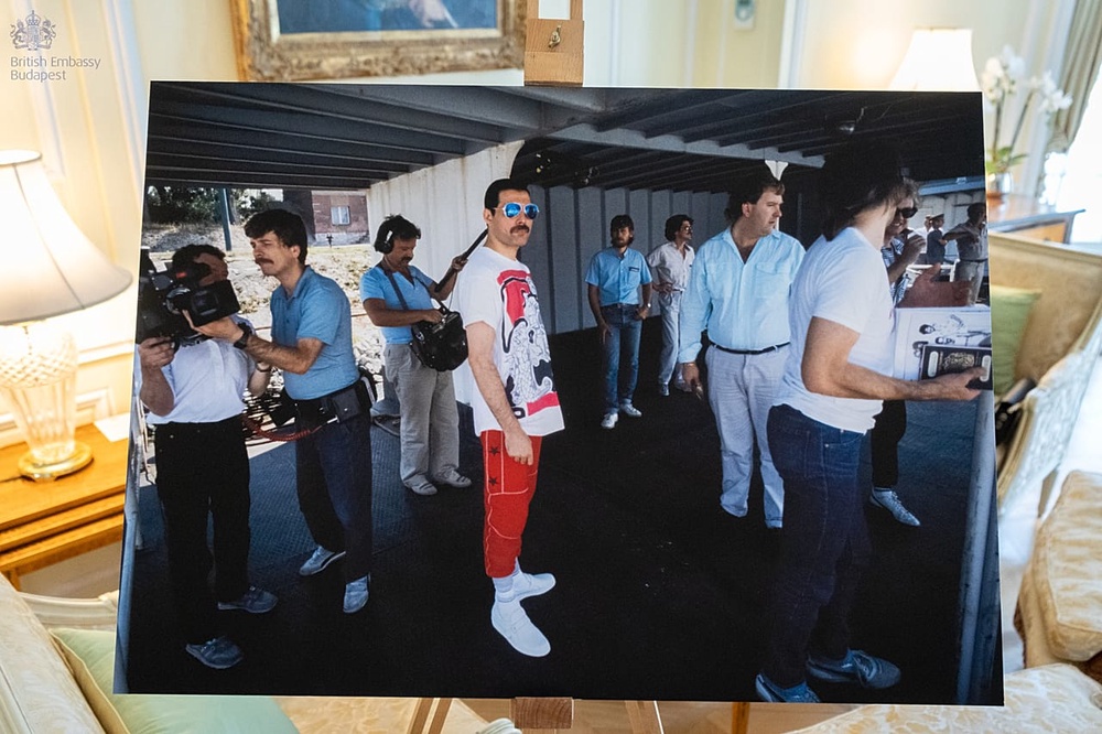 Freddie Mercury during rehearsal before the Budapest concert 