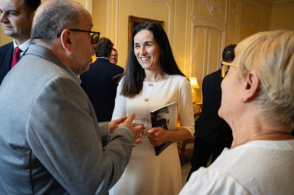 Hungarian Foreign minister Anita Orbán talking with Zsuzsa Körmendy and Csaba Lukács at the reception