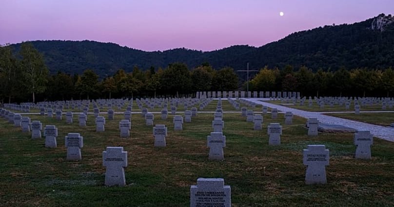 The remains of the two Wehrmacht soldiers are to be buried in the war cemetery at Budaörs near Budapest.