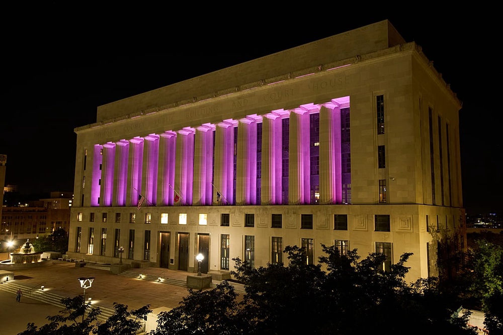 The Nashville Metropolitan Courthouse is lit in pink to honour Dolly Parton, Tuesday, 25 August 2026, in Nashville, Tenn. 