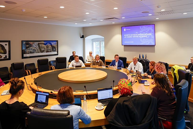 Estonia’s prime minister tasked national experts with finding ways to reduce the negative impact of social media and gaming environments on youth’s mental health.