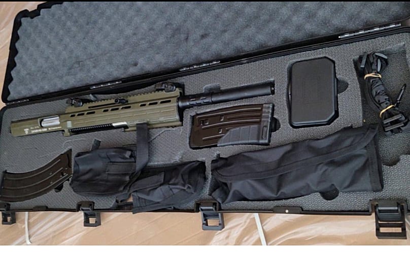 Bulgarian authorities impounded two trucks carrying over 1,000 military-grade firearms.
