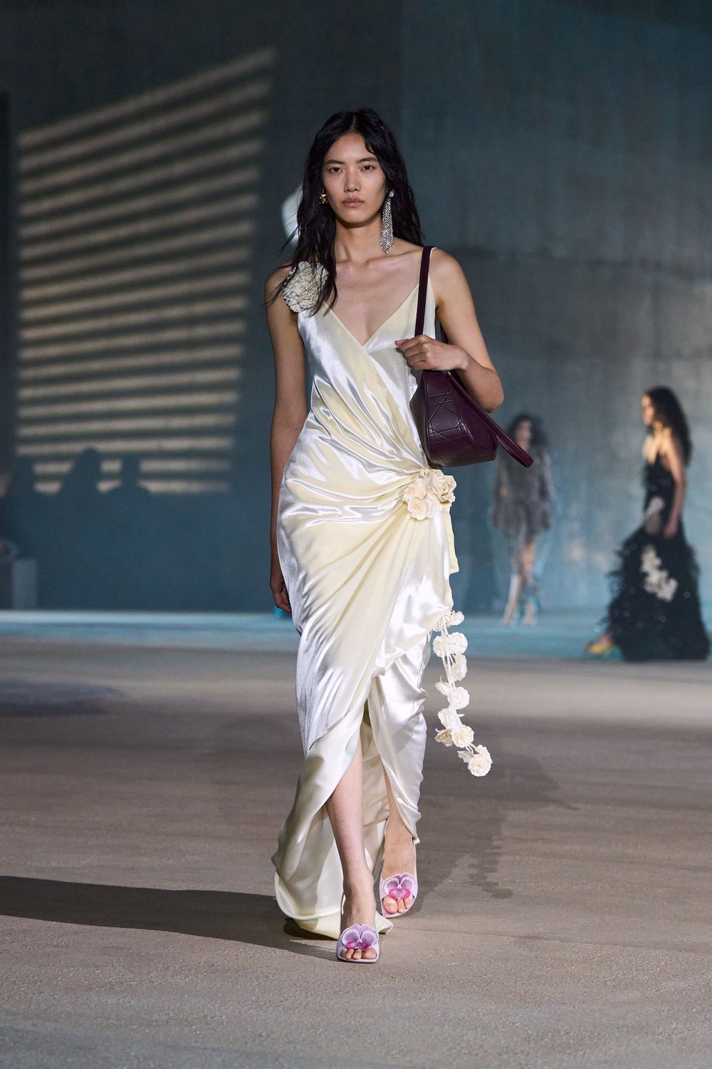 dior cruise 2027 collection los angeles fashion show jonathan anderson runway photos 10