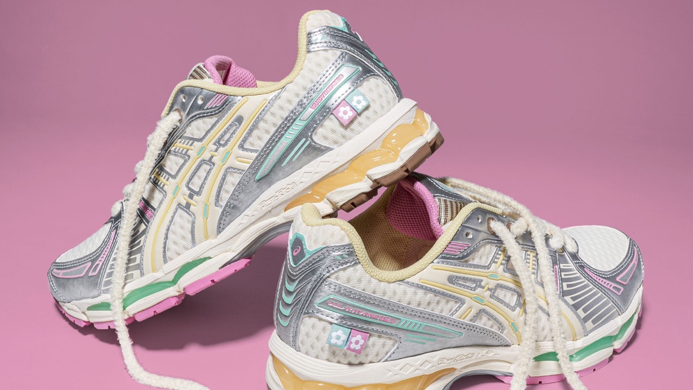 VANDYTHEPINK Gel-Kayano 12.1