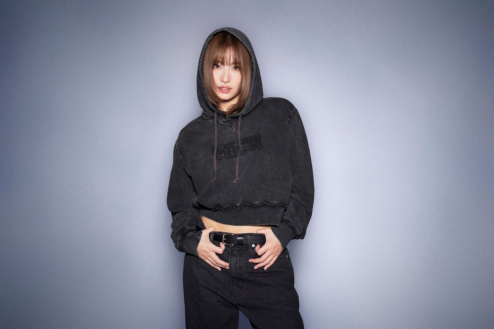 Image from: MOMO stars in all-new Onitsuka Tiger DENIVITA campaign