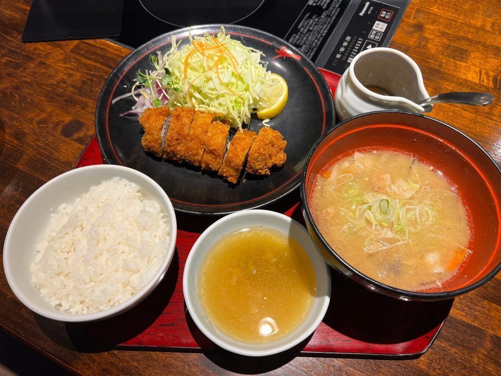 Image from: Hungry in Ginza? Here are 5 lunch spots to try in the Tokyo district