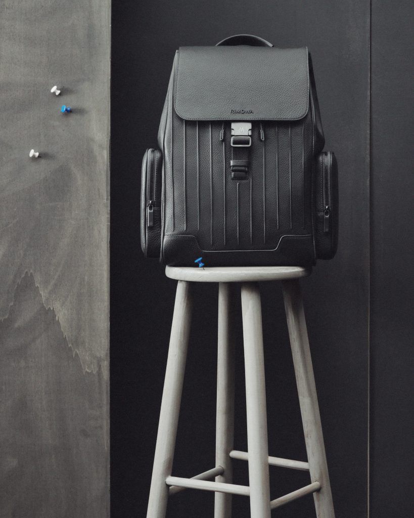 Never Still Backpack in Anthracite