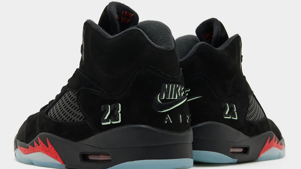 Nike Air Jordan 5 Halloween Sneaker