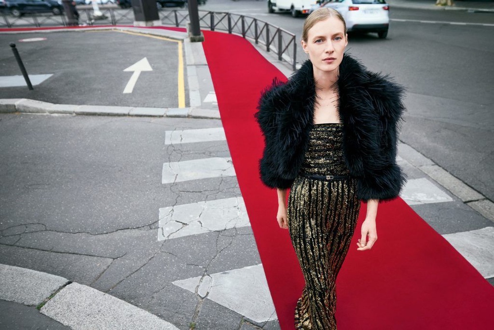 Image from: The ELIE SAAB H&M collection drops in Malaysia on 22 October
