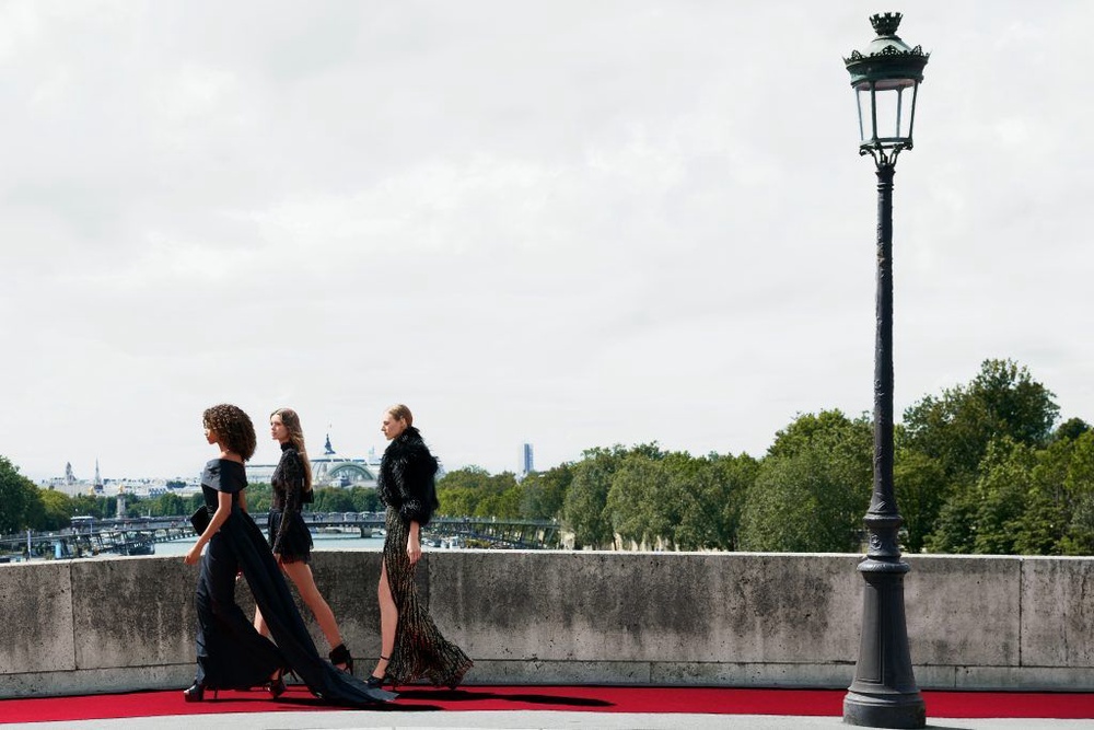 Image from: The ELIE SAAB H&M collection drops in Malaysia on 22 October