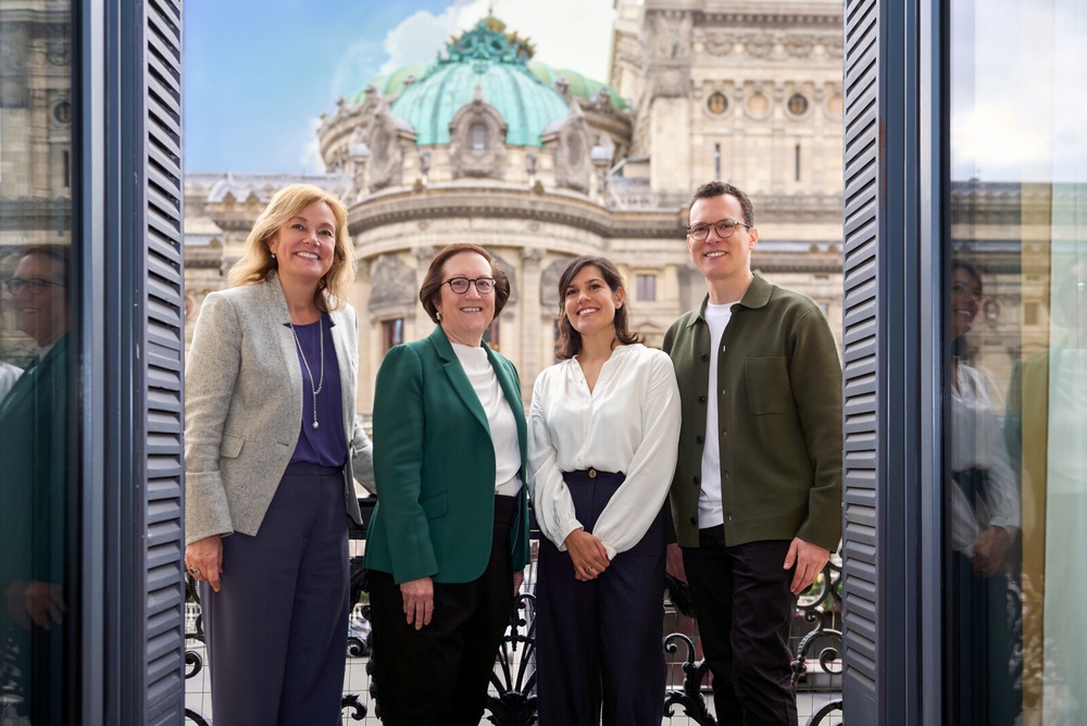 Otis and WeMaintain leadership teams. Pictured left to right is Nora LaFreniere, Executive Vice President & General Counsel, Otis Worldwide Corporation; Judy Marks, Chair, Chief Executive Officer and President, Otis Worldwide Corporation; Jade Francine, Chief Growth Officer, WeMaintain; Benoit Dupont, Chief Executive, WeMaintain.