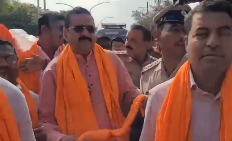 Image from: Police detain BJP MLA Yatnal during protest against Karnataka govt's Hijab ban withdrawal in schools