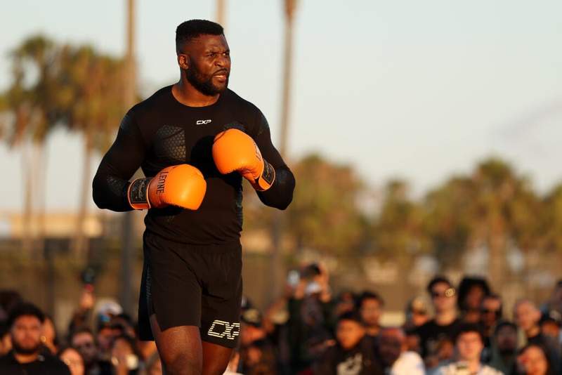 Image from: Is a superfight coming? Tom Aspinall teases Francis Ngannou clash while slamming UFC deal