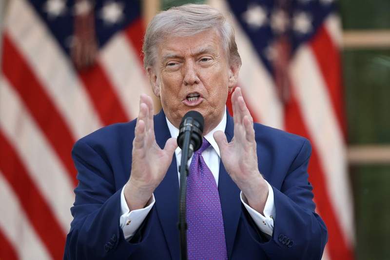 Image from: Richard Gere sparks fury as actor blasts 'shameful' Donald Trump after ditching USA for Spain