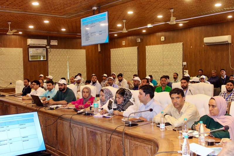Image from: J-K: Chief Principal Census Officer chairs review meeting on ongoing census operations along with Budgam DC