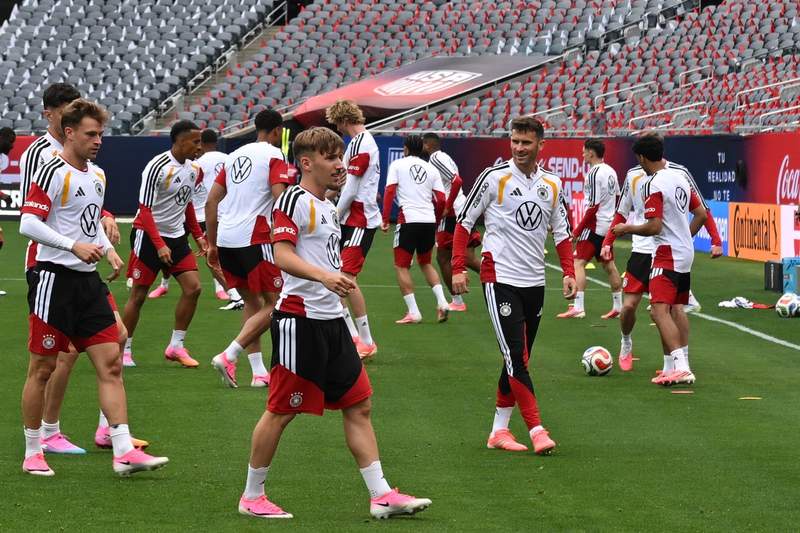 Image from: Germany's Karl to miss World Cup after training injury
