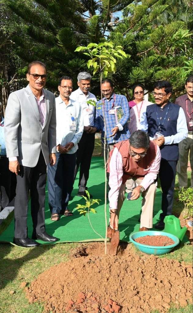 Image from: Tamil Nadu: Foreign Secretary Vikram Misri visits BHAVINI, inspects India's Prototype Fast Breeder Reactor