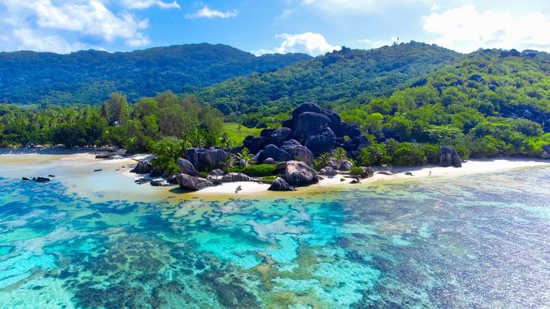 Image from: From Australia to Hawaii, these are the 10 most pristine beaches in the world (be ready to step into another world)