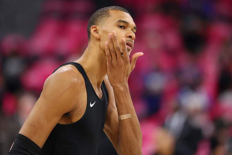 Image from: Charles Barkley claims Victor Wembanyama is ‘spinning’ as Karl-Anthony Towns takes control of NBA Finals