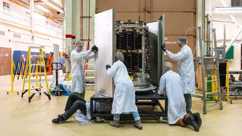 Image from: NASA Moves to Preserve Hubble With Ambitious Orbital Rescue Mission
