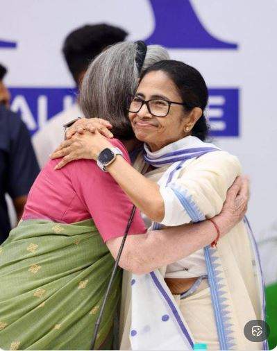 Image from: Mamata Banerjee to meet Sonia Gandhi in Delhi today: Sources