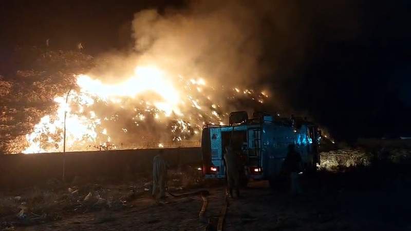 Image from: Punjab waste crisis: Toxic smoke engulfs Moga village with dump yard fire raging for over 48 hrs