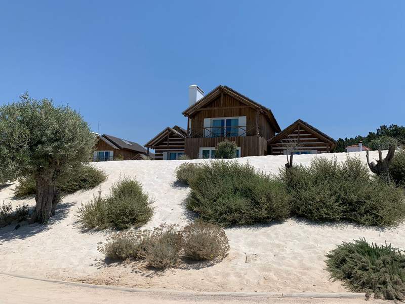 Image from: In Portugal, this elegant seaside town with endless beaches is fittingly nicknamed the ‘Hamptons of Europe’