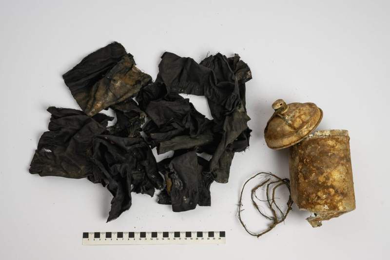 Image from: Two Hikers Found a Rusted Can in a Forest Packed With Nearly 600 Gold Coins Worth $330,000