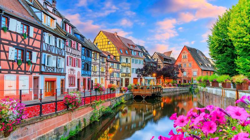 Image from: In Europe, these 6 stunning villages look like they came straight out of a fairy tale (they’re a must on your next trip!)