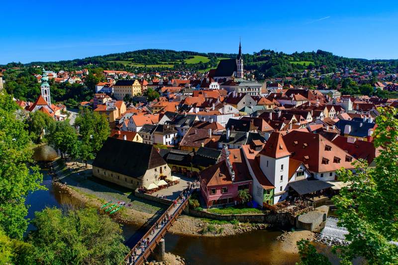 Image from: In Europe, these 6 stunning villages look like they came straight out of a fairy tale (they’re a must on your next trip!)