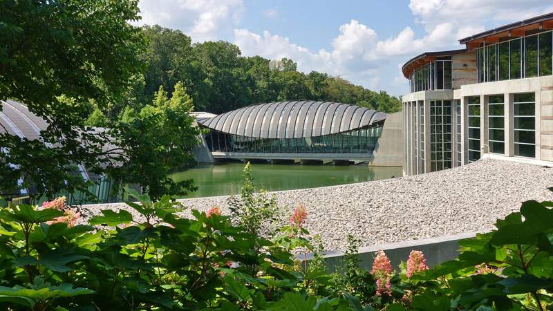 Image from: In the US, this stunning museum is home to a Frank Lloyd Wright house – and you can visit it for free!