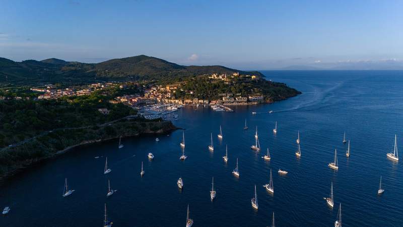 Image from: In Italy, these 5 secret (and heavenly) archipelagos are absolute must-visits this summer