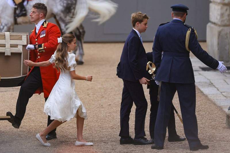Image from: Princess Charlotte wears matching bracelet with Princess of Wales at Trooping the Colour