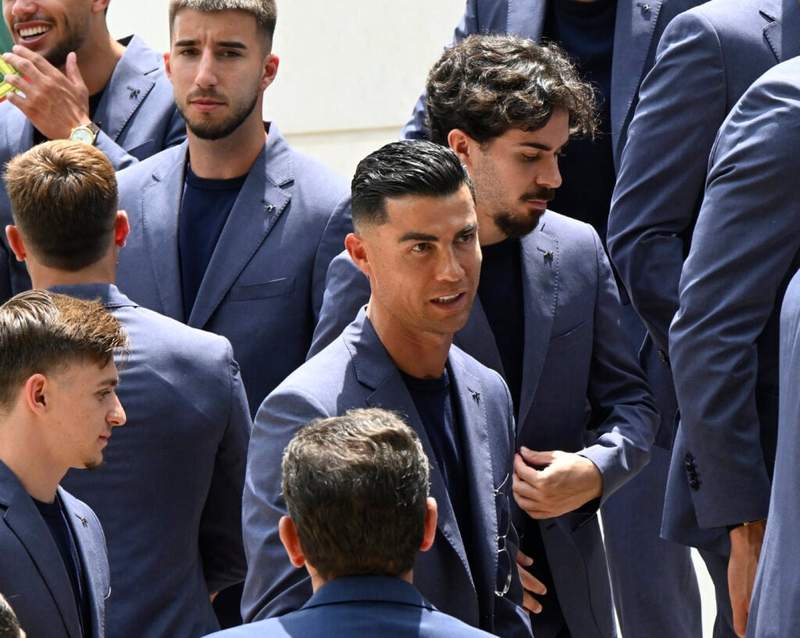Image from: Cristiano Ronaldo arrives in style to Portugal’s home base before FIFA World Cup opener
