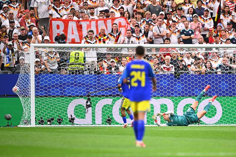 Image from: 'Something historic': Curaçao pride despite 7-1 loss against Germany