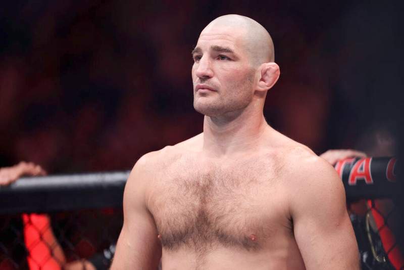 Image from: Sean Strickland defies ban, sneaks into UFC White House event before security escorts him out